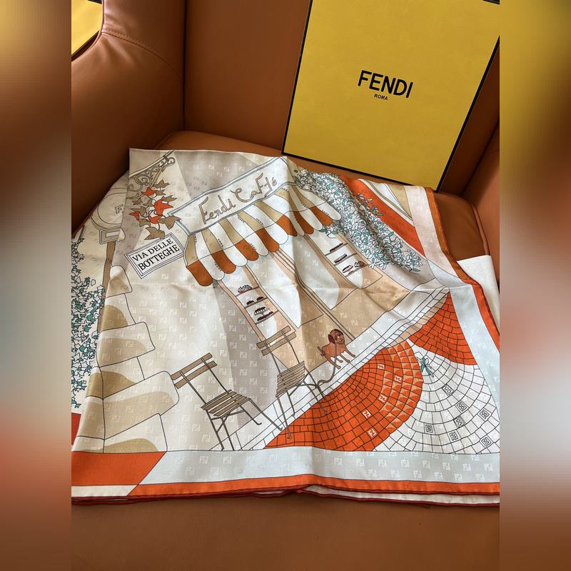 Fendi方形圍巾 桑蠶絲斜紋布材質。采用定制的 Walking around