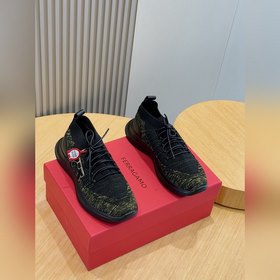 Ferragamo Gancini飛織低幫運動鞋采用混色紋理的技術性雙面針織面料