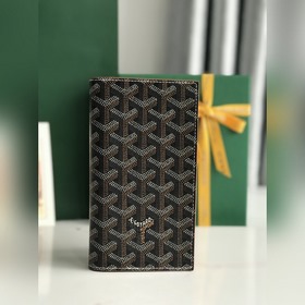 戈雅 Saint-Lambert 是由Goyardine 帆布配頭層小牛皮精心制