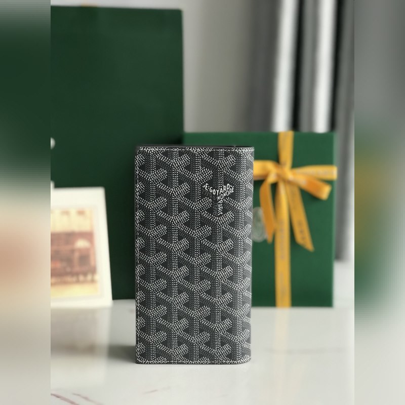 戈雅 Saint-Lambert 是由Goyardine 帆布配頭層小牛皮精心制