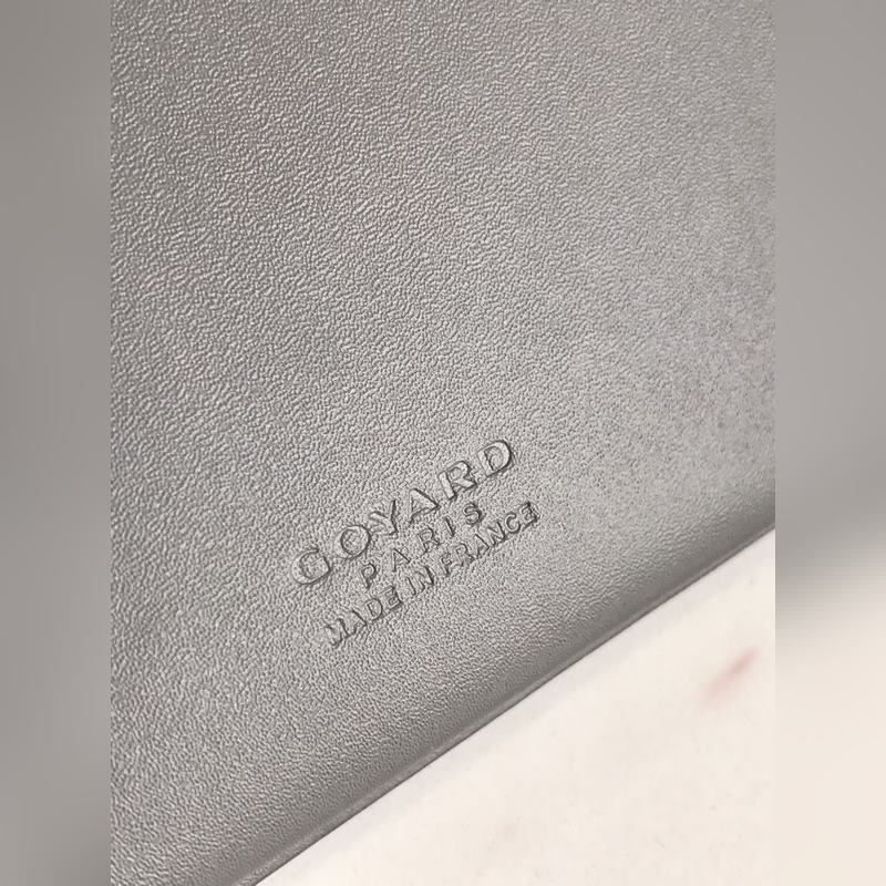 戈雅 Saint-Lambert 是由Goyardine 帆布配頭層小牛皮精心制