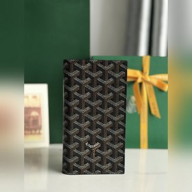 戈雅 Saint-Lambert 是由Goyardine 帆布配頭層小牛皮精心制