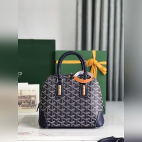 Goyard Vend?me貝殼包 傳承了品牌獨一無二的工藝風格和精湛技術：可拆