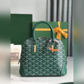 Goyard Vend?me貝殼包 傳承了品牌獨一無二的工藝風格和精湛技術：可拆
