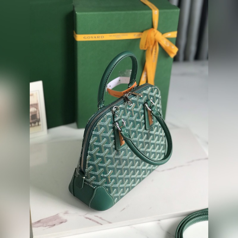 Goyard Vend?me貝殼包 傳承了品牌獨一無二的工藝風格和精湛技術：可拆