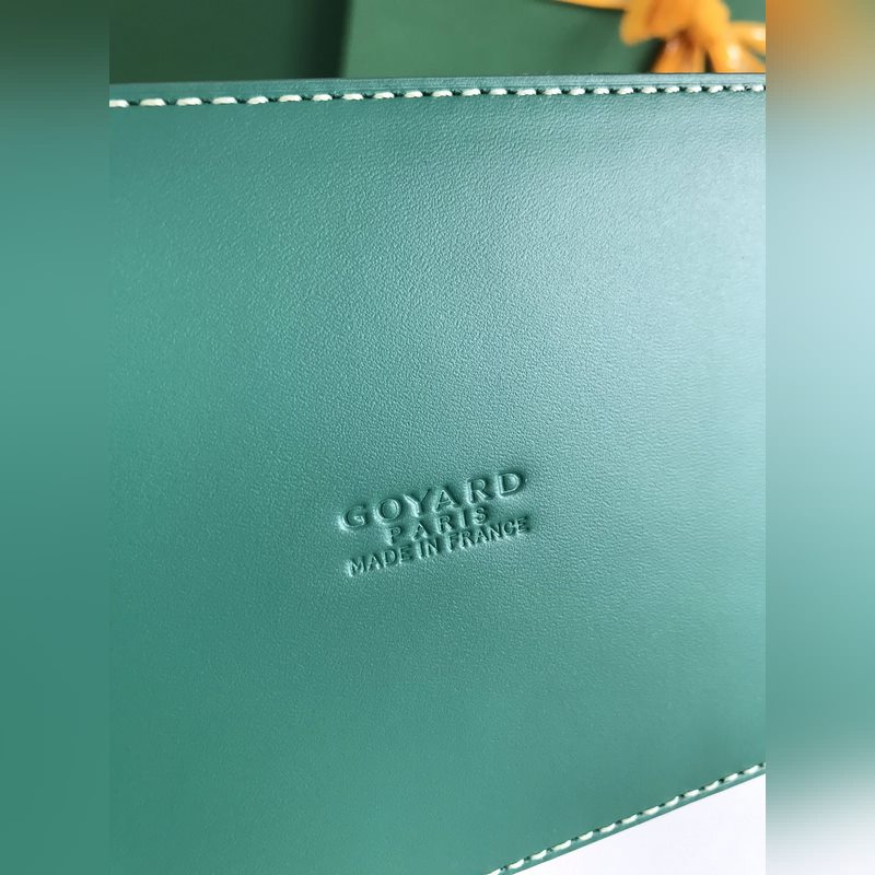 Goyard Vend?me貝殼包 傳承了品牌獨一無二的工藝風格和精湛技術：可拆