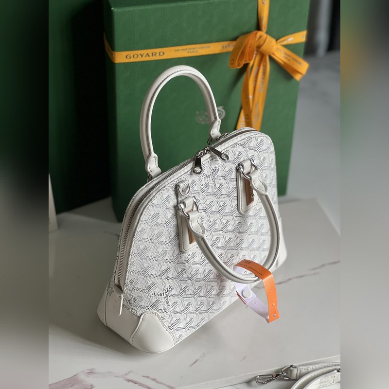 Goyard Vend?me貝殼包 傳承了品牌獨一無二的工藝風格和精湛技術：可拆