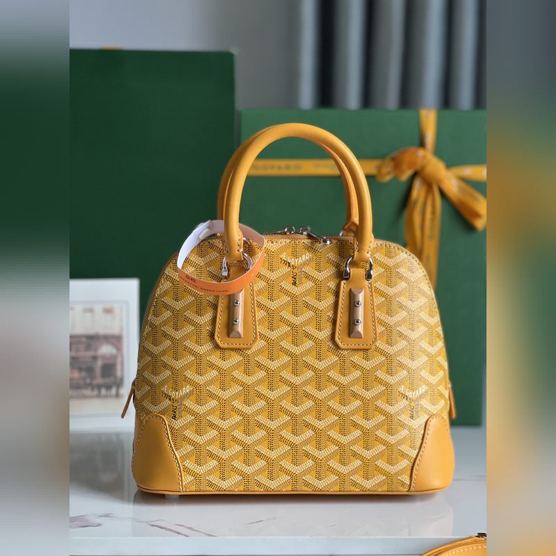 Goyard Vend?me貝殼包 傳承了品牌獨一無二的工藝風格和精湛技術：可拆