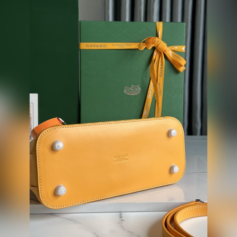 Goyard Vend?me貝殼包 傳承了品牌獨一無二的工藝風格和精湛技術：可拆