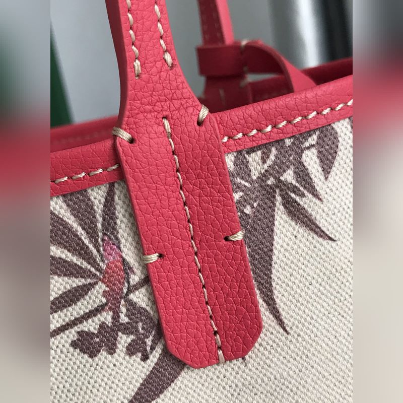 戈雅 2026限量版Goyard將帶領我們漫步于一個千變萬化，繁花似錦的花園，感