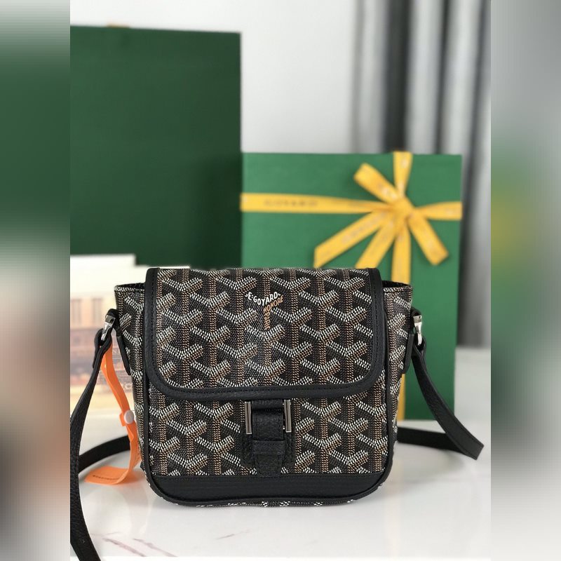 戈雅 絕版中古斜挎包Grand Bleu PM 又面世啦，以其實用輕便小巧不絕于