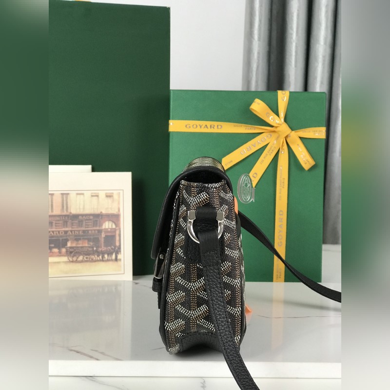 戈雅 絕版中古斜挎包Grand Bleu PM 又面世啦，以其實用輕便小巧不絕于