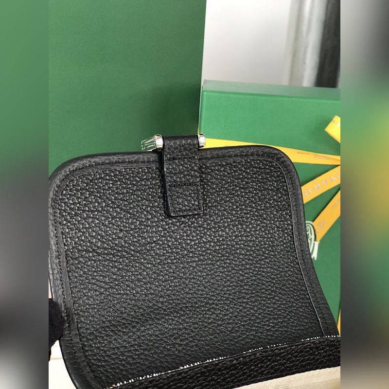 戈雅 絕版中古斜挎包Grand Bleu PM 又面世啦，以其實用輕便小巧不絕于