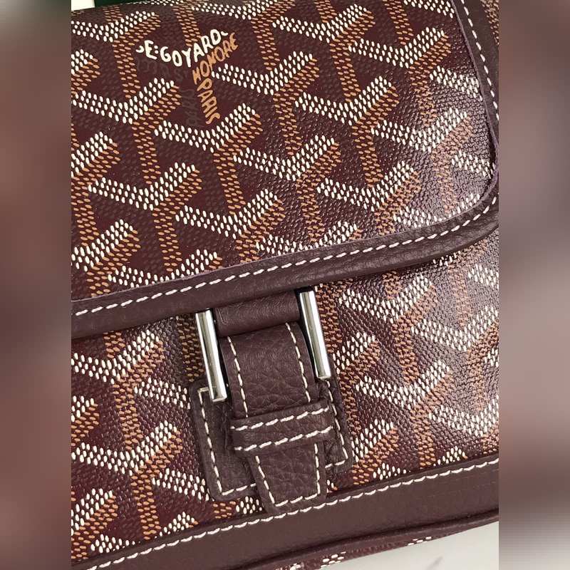 戈雅 絕版中古斜挎包Grand Bleu PM 又面世啦，以其實用輕便小巧不絕于