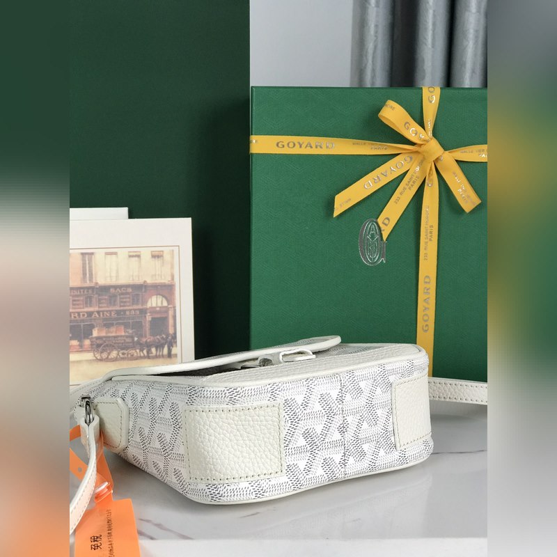 戈雅 絕版中古斜挎包Grand Bleu PM 又面世啦，以其實用輕便小巧不絕于