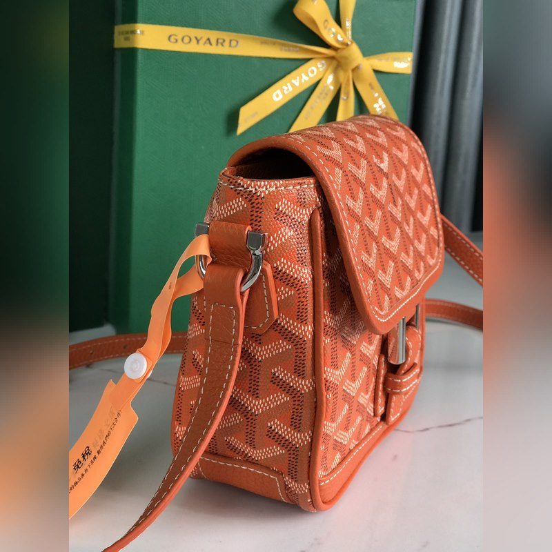 戈雅 絕版中古斜挎包Grand Bleu PM 又面世啦，以其實用輕便小巧不絕于