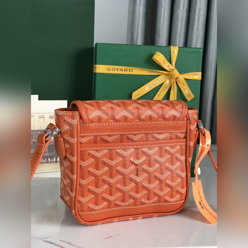 戈雅 絕版中古斜挎包Grand Bleu PM 又面世啦，以其實用輕便小巧不絕于