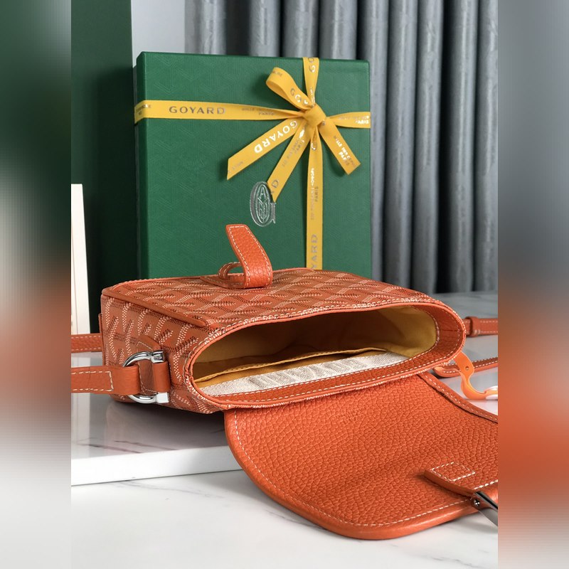 戈雅 絕版中古斜挎包Grand Bleu PM 又面世啦，以其實用輕便小巧不絕于