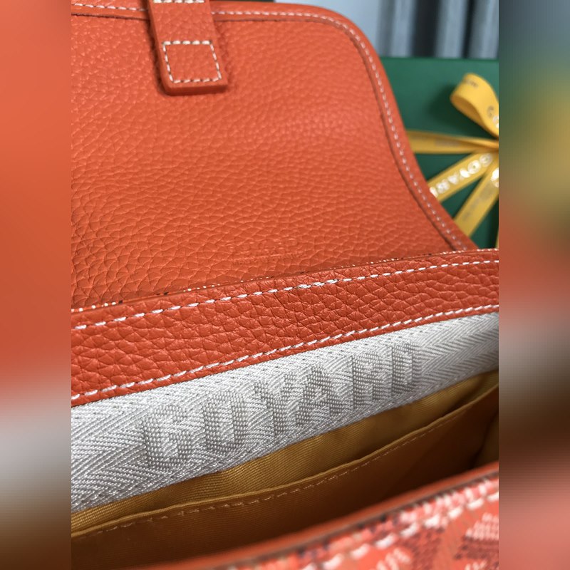 戈雅 絕版中古斜挎包Grand Bleu PM 又面世啦，以其實用輕便小巧不絕于