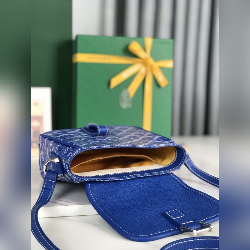 戈雅 絕版中古斜挎包Grand Bleu PM 又面世啦，以其實用輕便小巧不絕于