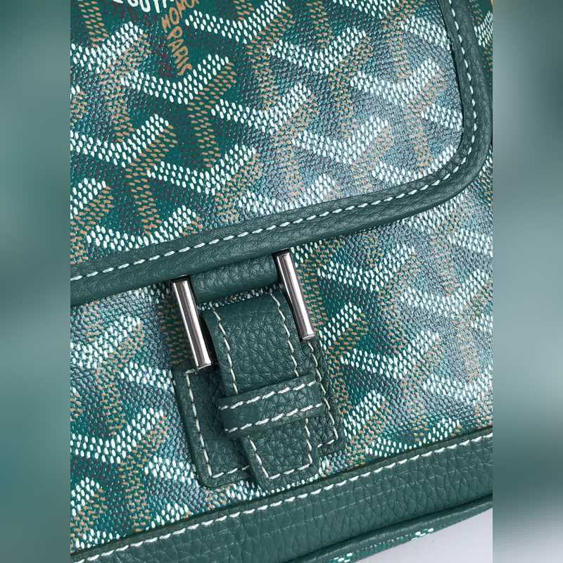 戈雅 絕版中古斜挎包Grand Bleu PM 又面世啦，以其實用輕便小巧不絕于