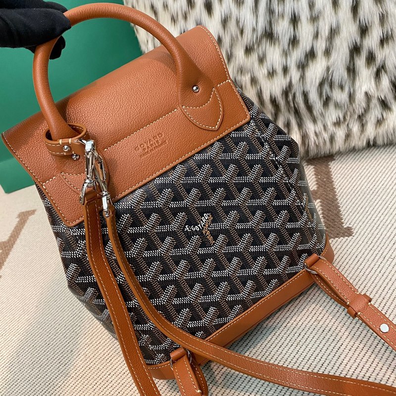 戈雅 Alpin迷你包 手工打造新二代！以Goyard秉承的傳統工藝，在細節之處