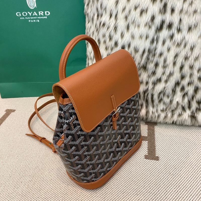 戈雅 Alpin迷你包 手工打造新二代！以Goyard秉承的傳統工藝，在細節之處