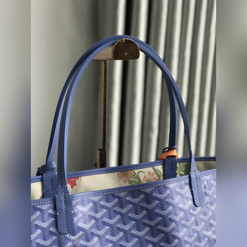 戈雅 2026限量版Goyard將帶領我們漫步于一個千變萬化，繁花似錦的花園，感