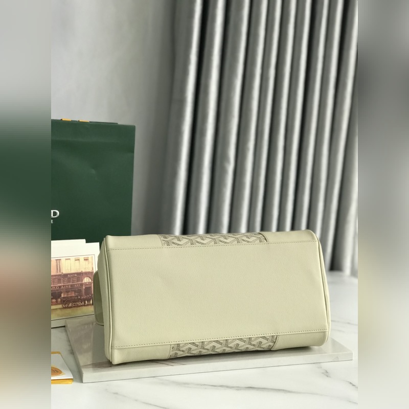 Goyard 西貢Tote 這款西貢母包一出場就有BK的氣場，整體更加大氣優雅，