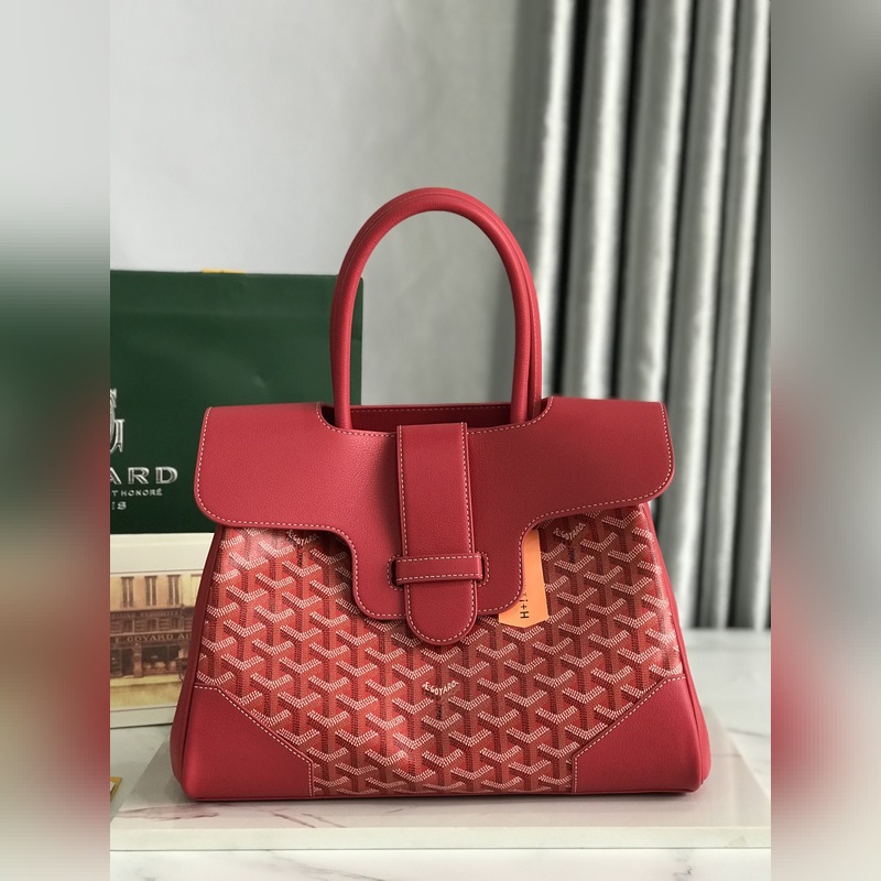 Goyard 西貢Tote 這款西貢母包一出場就有BK的氣場，整體更加大氣優(yōu)雅，