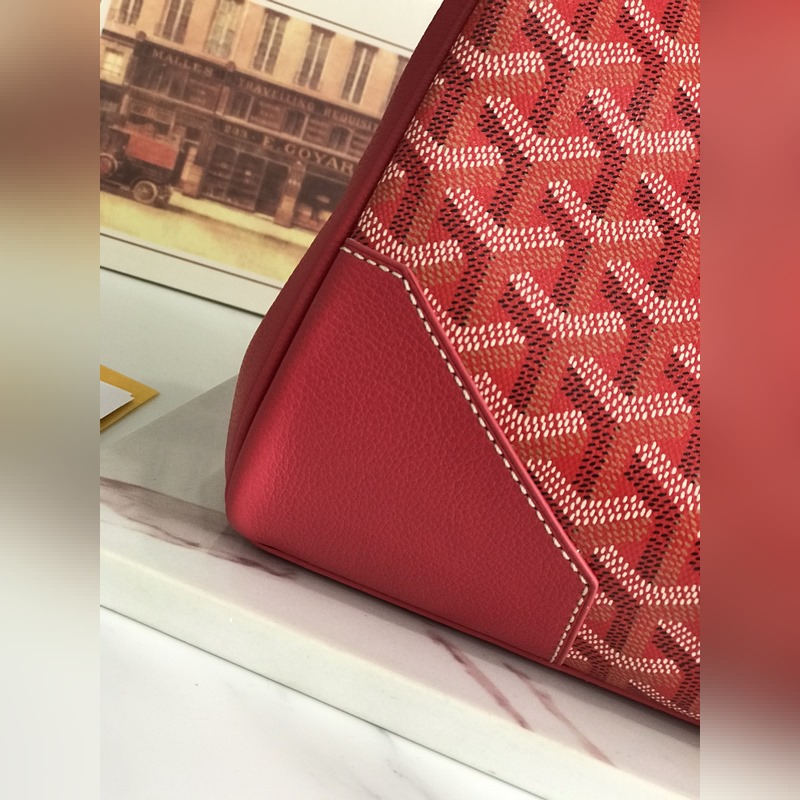 Goyard 西貢Tote 這款西貢母包一出場就有BK的氣場，整體更加大氣優(yōu)雅，
