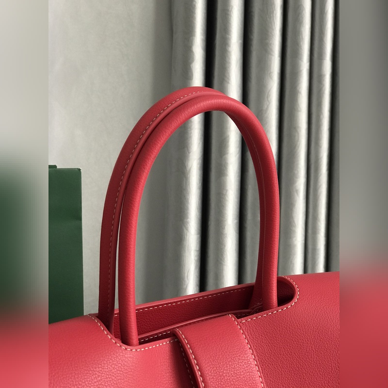 Goyard 西貢Tote 這款西貢母包一出場就有BK的氣場，整體更加大氣優(yōu)雅，
