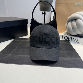 GUCCI古奇 2026專櫃新款洗水牛仔棒球帽，很潮！休閑運動款，經(jīng)典制作，超級