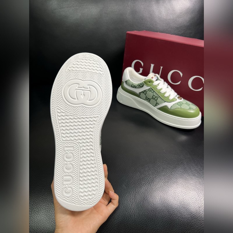 Gucci 頂級代購IT 古奇專櫃新款，原廠配置意大利進口牛皮搭配印花布面料，進