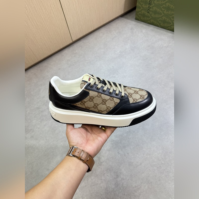 [Gucci]古馳 -高端品質(zhì) 原單·休閑運(yùn)動(dòng)鞋 -鞋面： 納帕小牛皮、品牌圖騰