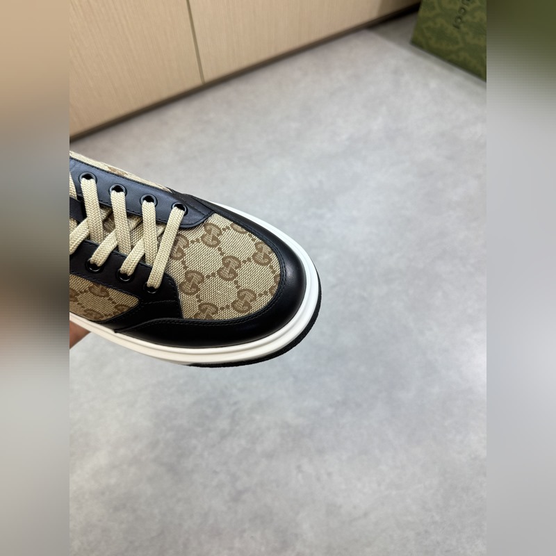 [Gucci]古馳 -高端品質(zhì) 原單·休閑運(yùn)動(dòng)鞋 -鞋面： 納帕小牛皮、品牌圖騰