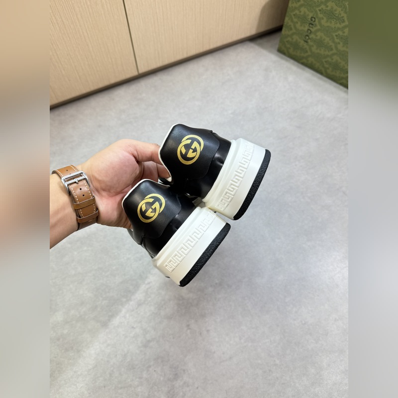 [Gucci]古馳 -高端品質(zhì) 原單·休閑運(yùn)動(dòng)鞋 -鞋面： 納帕小牛皮、品牌圖騰