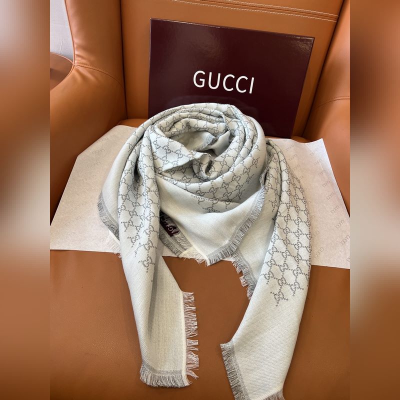 米灰色！ GUCCI難得一見的經典雙面buling 大方巾 絕非市場你看花了眼的