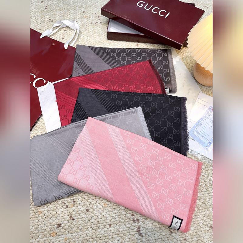 Gucci方巾尾單！打算下單的親最好最好專櫃選好顔色！說實話，我也是初見如此如此