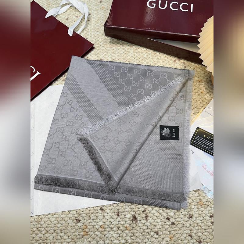 Gucci方巾尾單！打算下單的親最好最好專櫃選好顔色！說實話，我也是初見如此如此