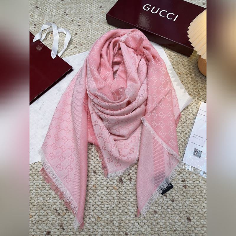 Gucci方巾尾單！打算下單的親最好最好專櫃選好顔色！說實話，我也是初見如此如此