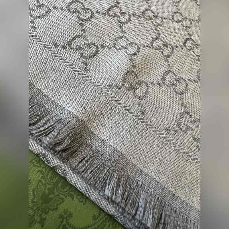 Gucci重磅原單出口極品，不是市場(chǎng)low貨，從細(xì)節(jié)能看出有多高端 紋路清晰立