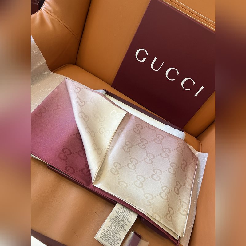 Gucci 新 GG提花漸變 原單品質！ Size：90x90cm 材質：100