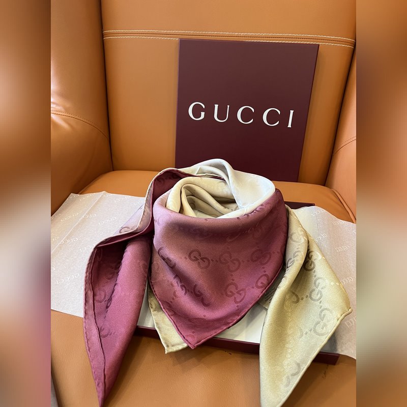 Gucci 新 GG提花漸變 原單品質！ Size：90x90cm 材質：100