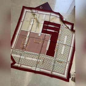 Gucci 25new 馬術(shù)銜扣 酒紅色和粉色 尺寸：90*90cm 材質(zhì)：1