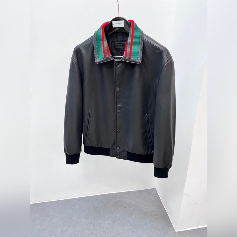 Gucci男士綿羊皮翻領夾克：意式風骨的不朽雕塑 當晨曦掠過佛羅倫薩老橋的弧線