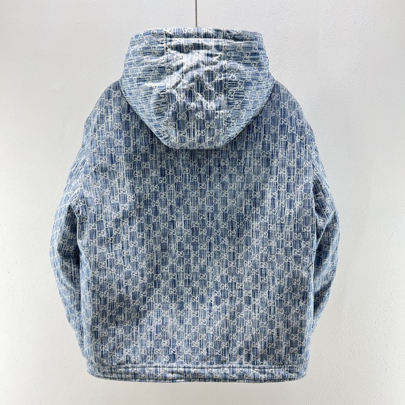 GUCCI 羽絨服 提花定制牛仔羽絨服外套 冬季裡的避風港，全衣的五金采用的是原
