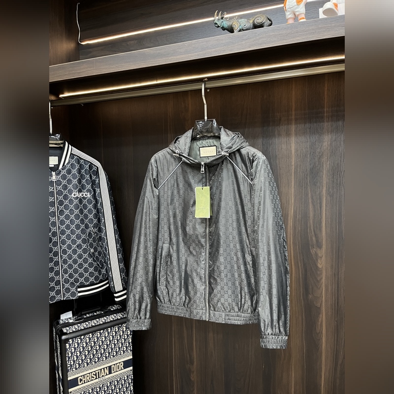 Gucci2026ss早秋新款發布 古馳連帽夾克外套，秋季爆款夾薄棉夾克，字母l