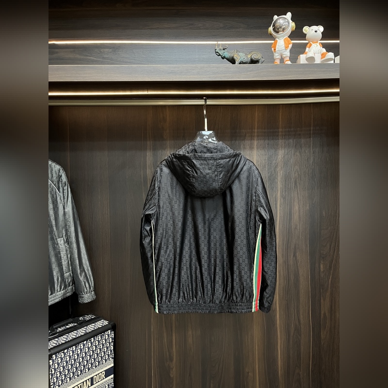 Gucci2026ss早秋新款發(fā)布 古馳連帽夾克外套，秋季爆款夾薄棉夾克，字母l