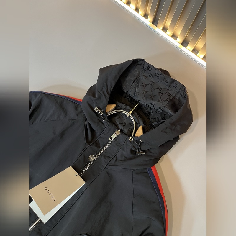 Gucci古家 雙面夾克！2026秋冬最新系列！男女同款 夾克外套，貿(mào)易公司渠